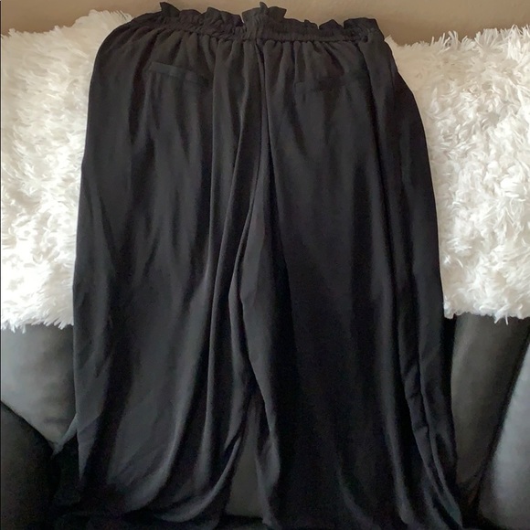 2/$20 Wide leg dressy capris - Picture 2 of 3